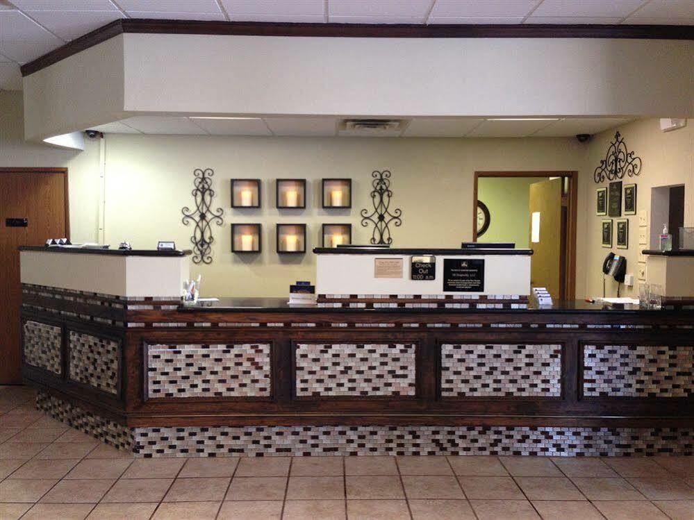 Broadway Inn & Suites Oklahoma City Exterior photo