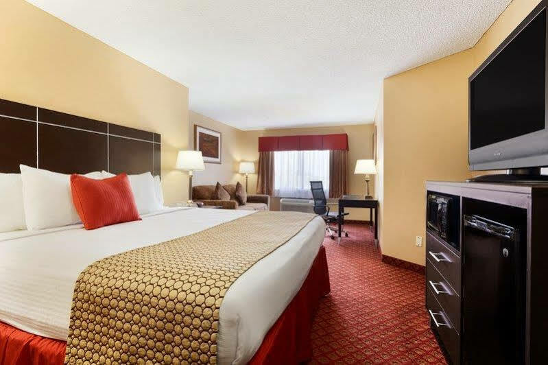 Broadway Inn & Suites Oklahoma City Exterior photo