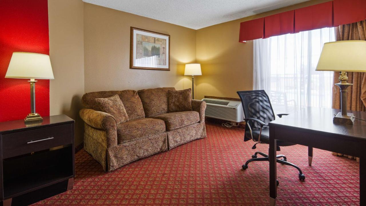 Broadway Inn & Suites Oklahoma City Exterior photo